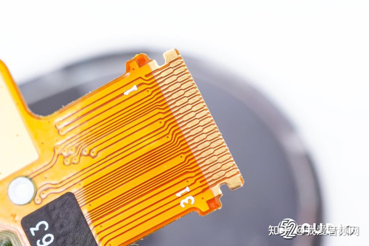 小米手环7拆解,升级192×490分辨率,观感细腻流畅,新增息屏显示  第22张 小米手环7拆解,升级192×490分辨率,观感细腻流畅,新增息屏显示  第22张