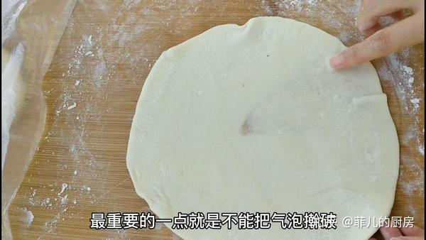 鸡蛋灌饼制作方法（鸡蛋灌饼在家就能做，教你鼓大泡的诀窍）