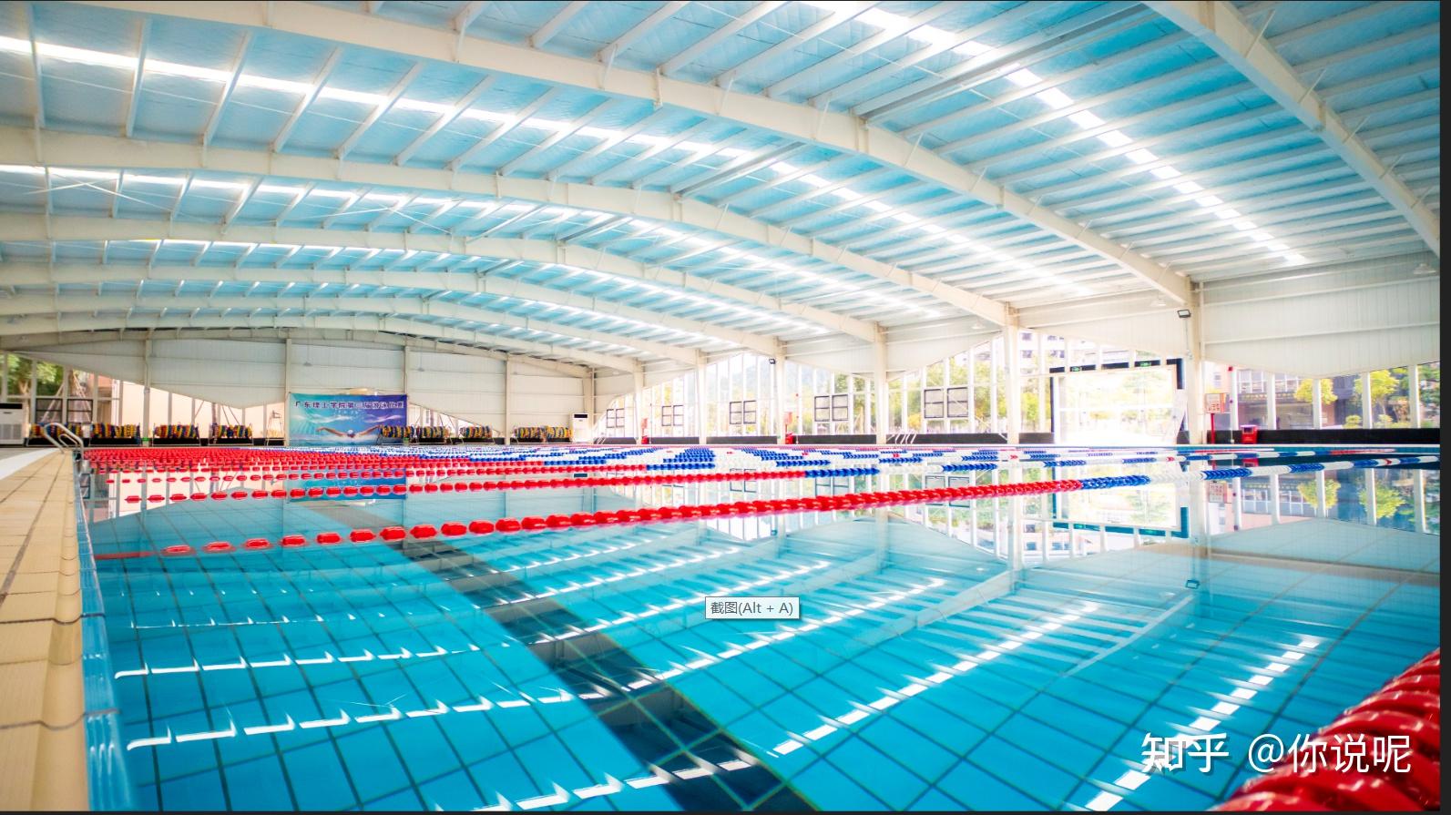 游泳健身广东理工学院游泳馆