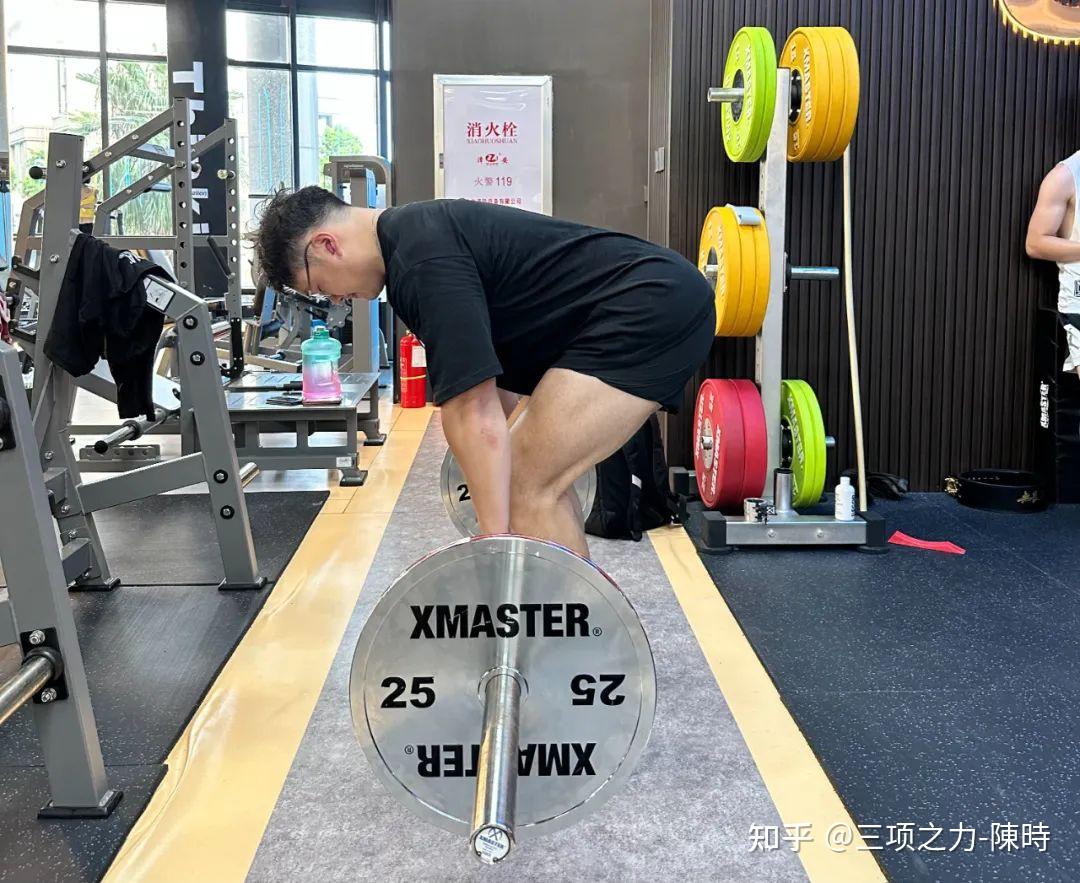 这么多种硬拉形式,我应该练哪个? - 知乎