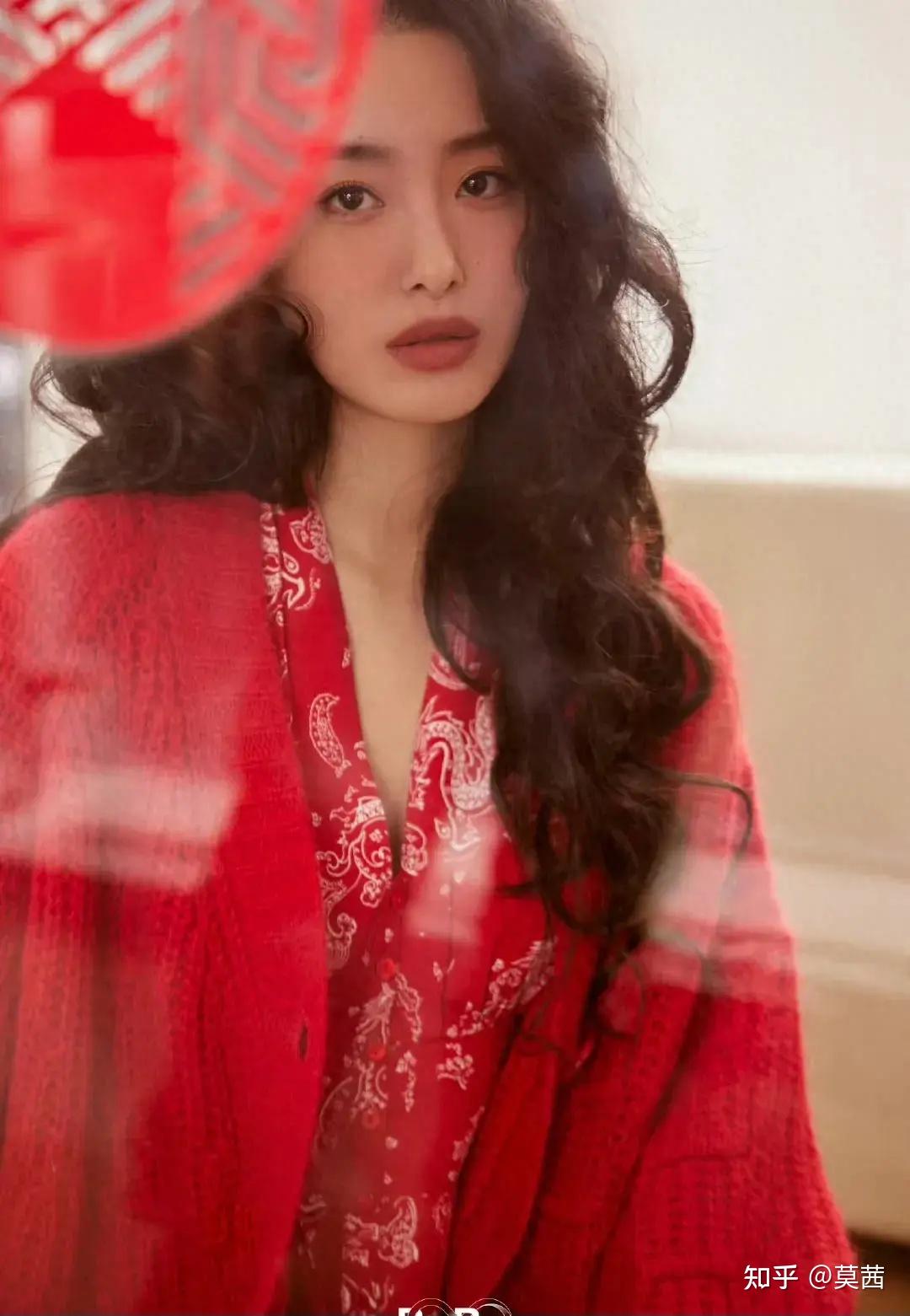 杨采钰背后的故事 - 知乎