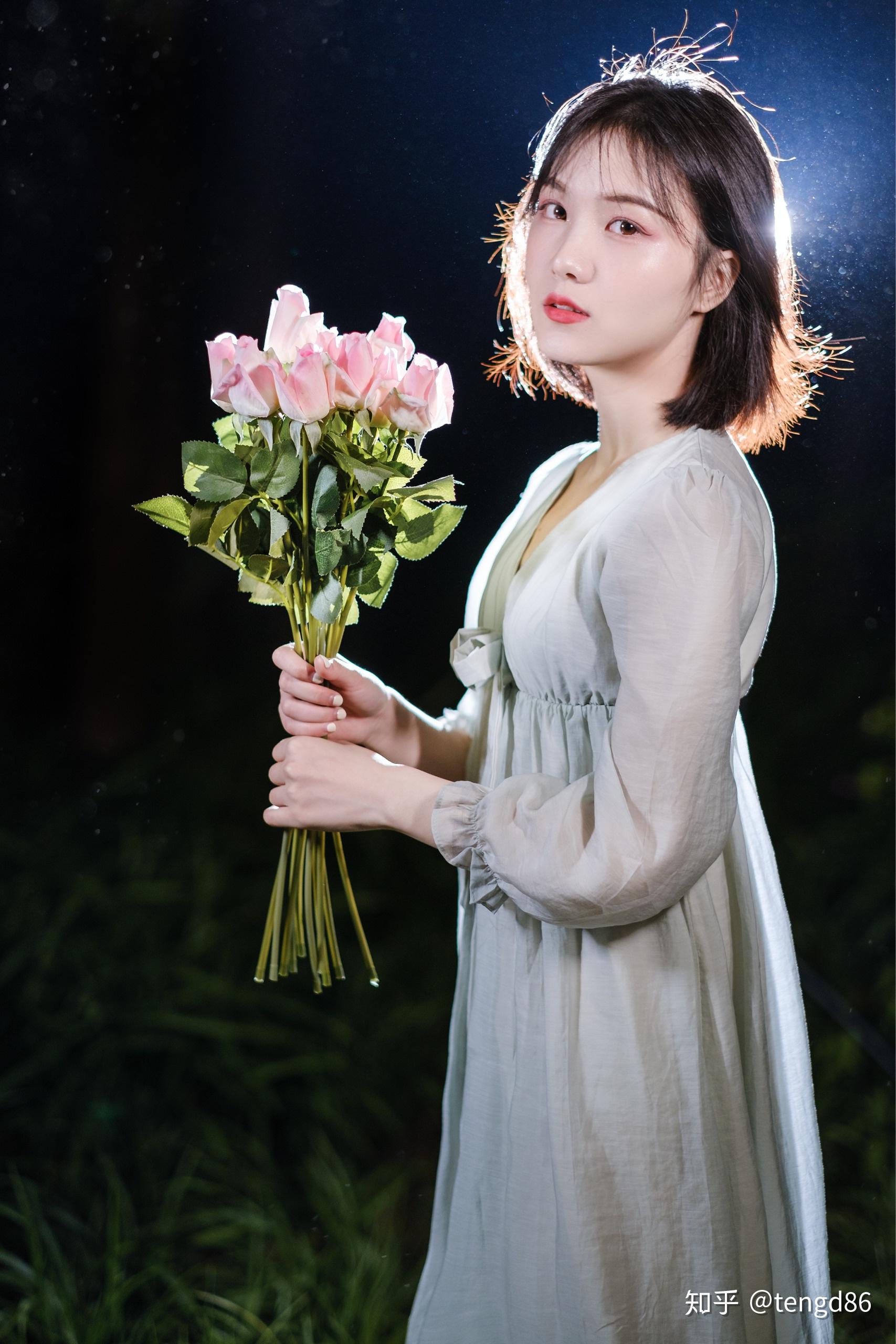 上海约拍写真神明少女发光少女夜景