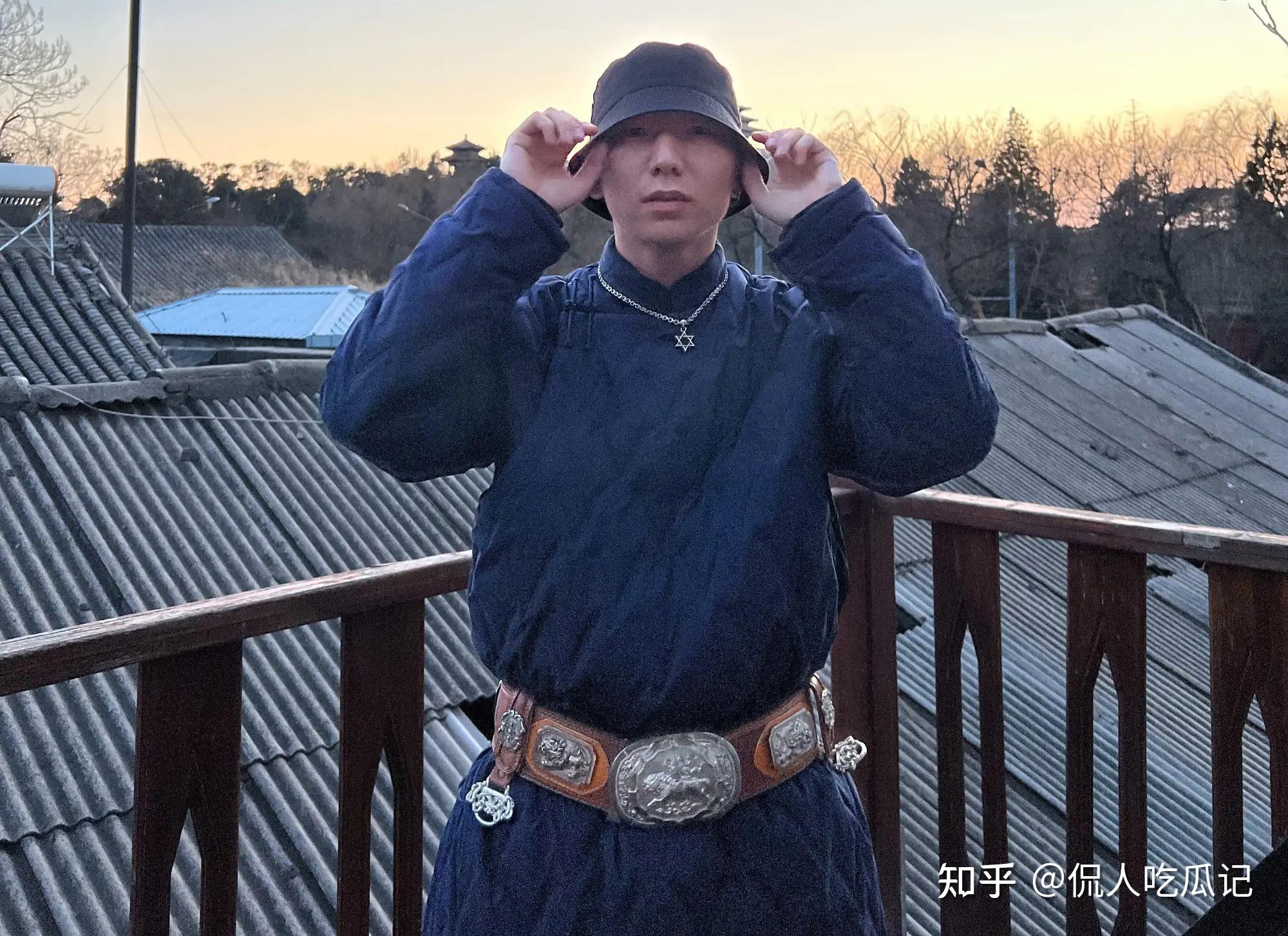 演员阿如那:30岁靠神演技因《狂飙》出圈,可惜长相太丑被群嘲