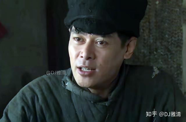 馮喆(56電影版),劉長純(05電視劇版)扮演李正