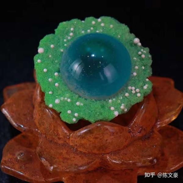 只有在焦土迷宫中才能获得的稀有装备