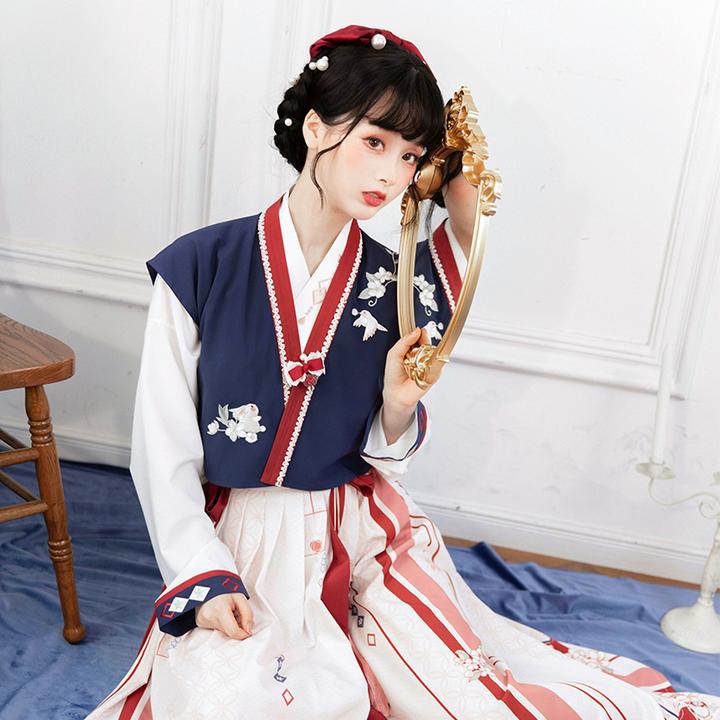 池夏 春之森:初雪姬唐制褙子交领短衫褶裙原创改良汉服 淘宝 198.00