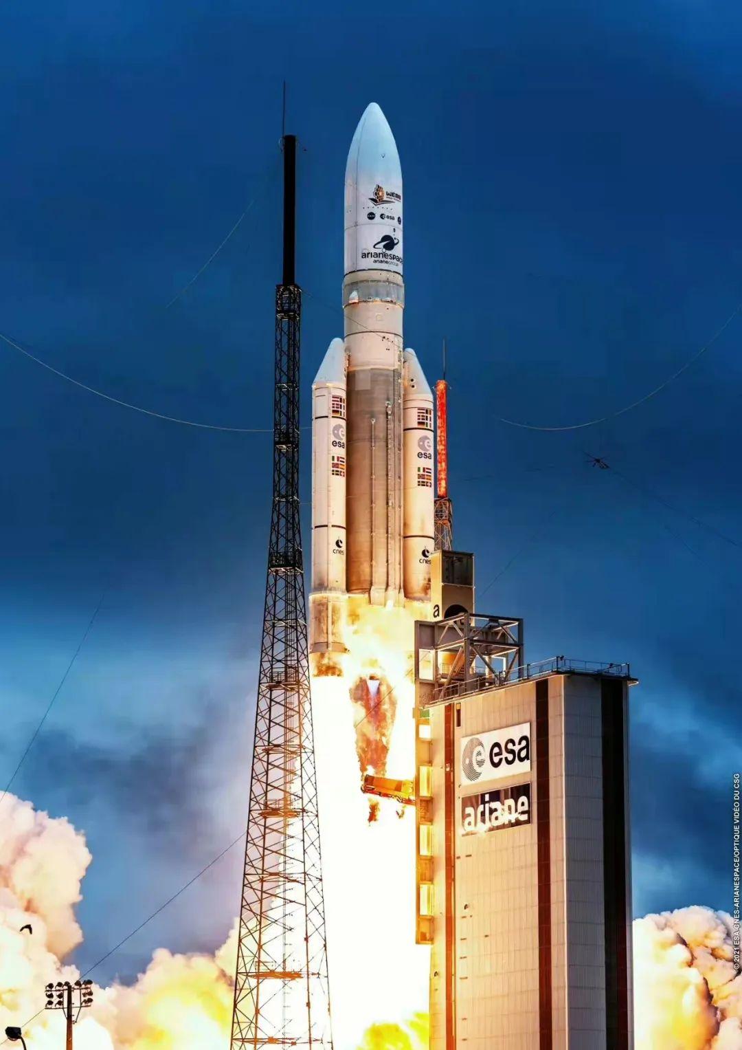 无论是我国的"长征六号改",还是美国的德尔塔900火箭等,固体助推器都