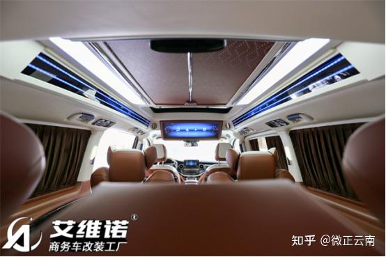 这台奔驰帅到没朋友,紫檀红棕色!云南昆明艾维诺商务车内饰改装 - 知乎