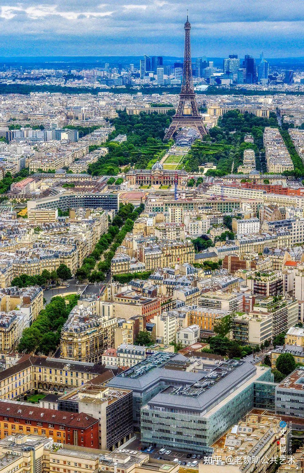 ▼ 巴黎如今的城市肌理也曾经历过大拆大建这两座城市的主框架,其实都