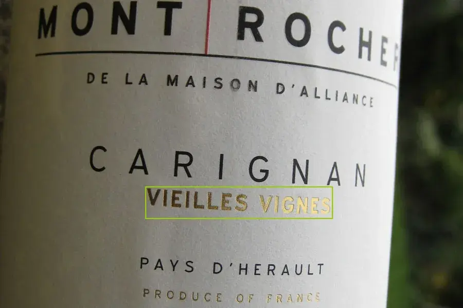 老藤除了用英语的 old vine 表示外,你还可以看到 vieilles vignes