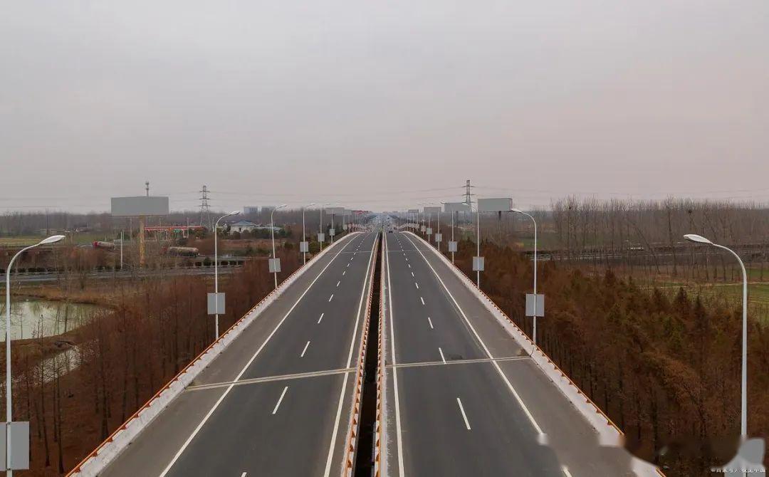 连霍高速全长多少米想要穿越中国先来体验一下连霍高速公路