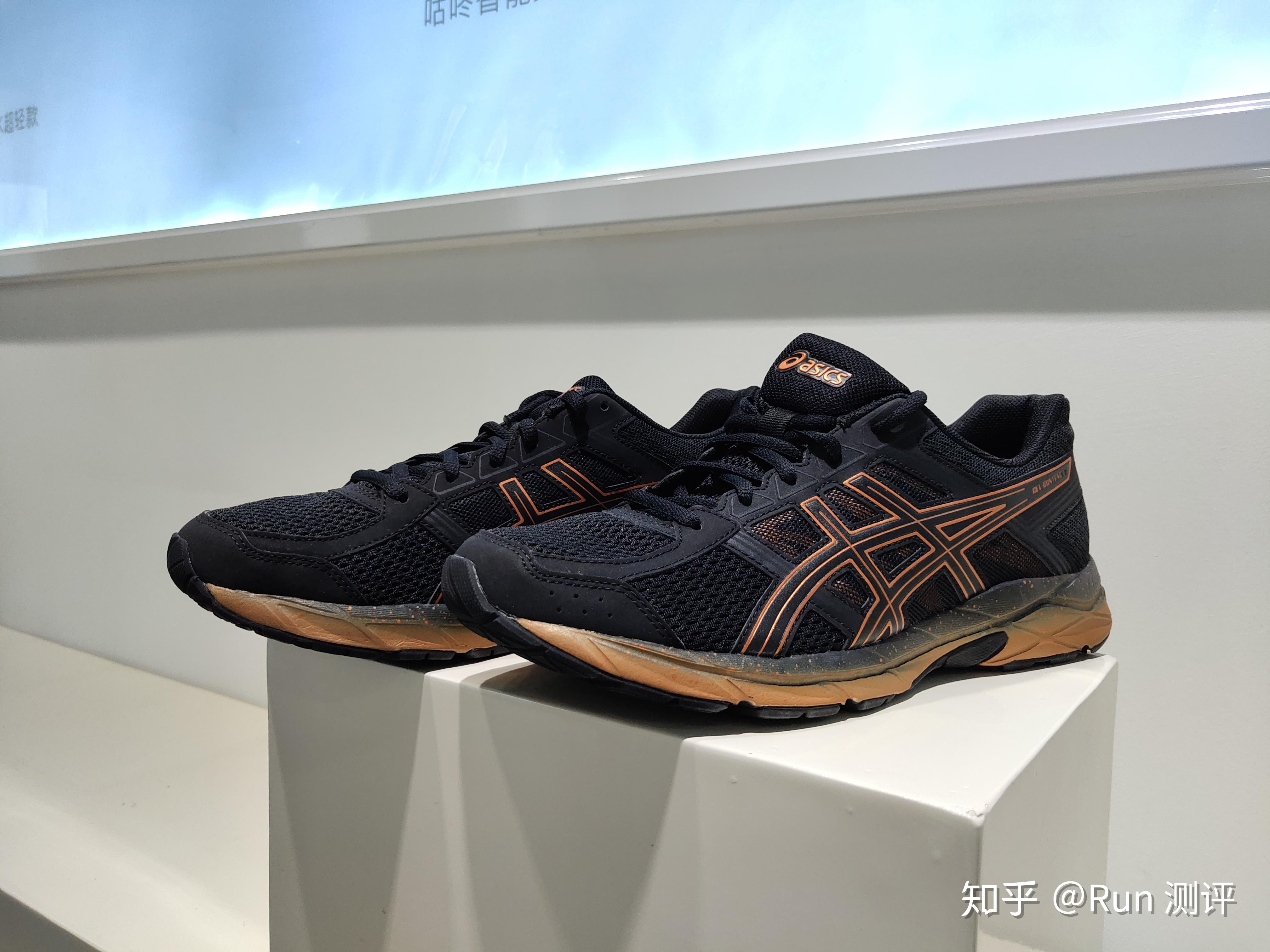 300出头就能入手亚瑟士gelcontend4跑鞋香在哪里