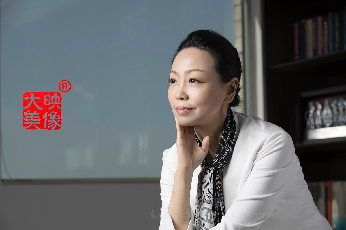 职场人的必备公关形象照