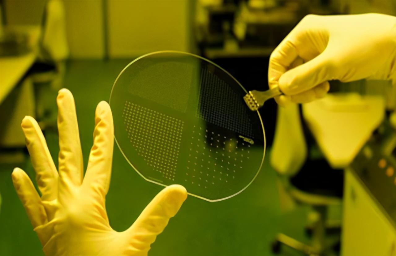 中国股市未来涨幅有可能超200的3只光刻胶概念股附名单