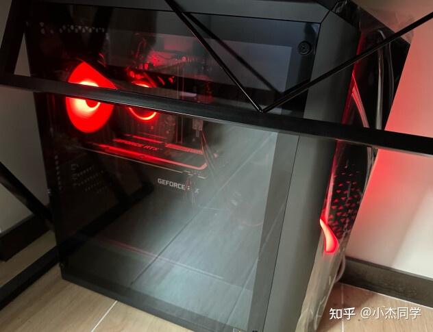 二:宏碁暗影骑士·崭n9a游戏电脑主机网友使用评测
