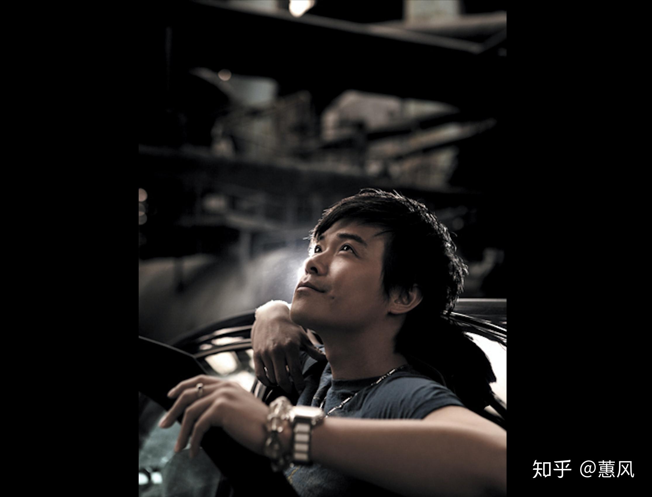 一,妆发师:王逸铎