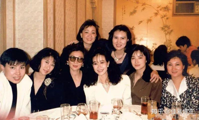 香港才女林燕妮:到底是自己买花戴的女人,终归活得这般肆意洒脱 - 知乎