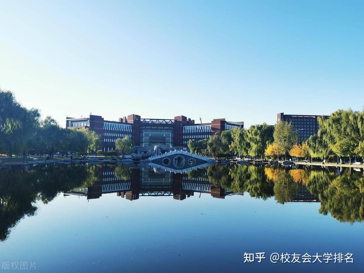 内蒙古师范大学照片图片