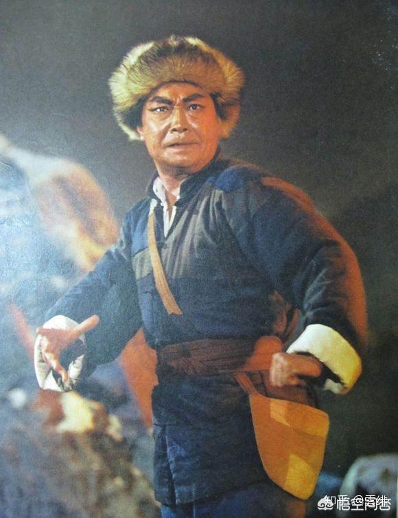 施正泉——饰演李勇奇