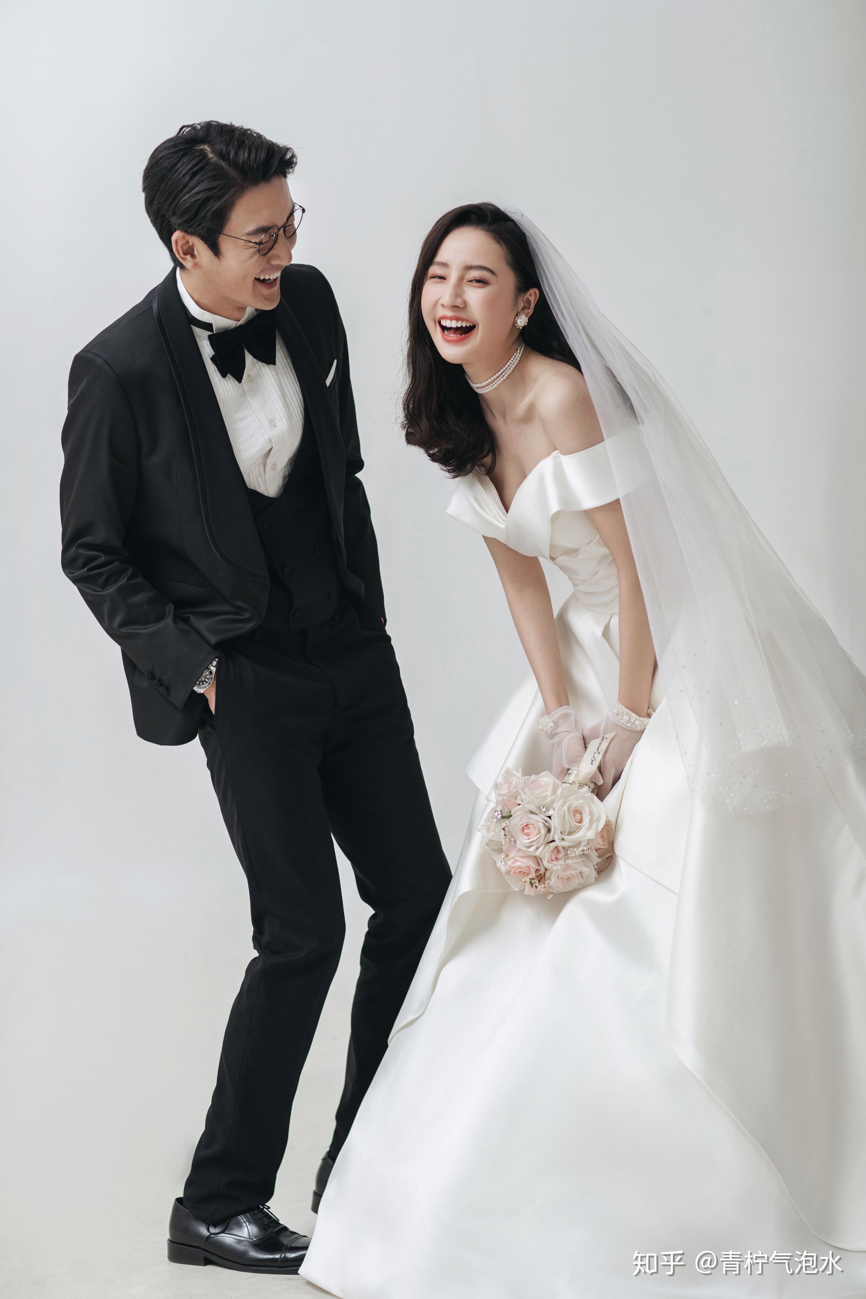 家长看了喜欢朋友看了点赞的婚纱照风格来啦