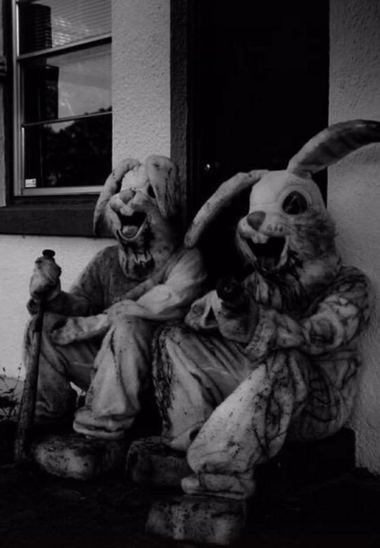 请问有没有比较丧的壁纸我没有抑郁症就是比较喜欢这种