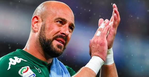 老天总爱和雷纳开玩笑但老天也很爱雷纳