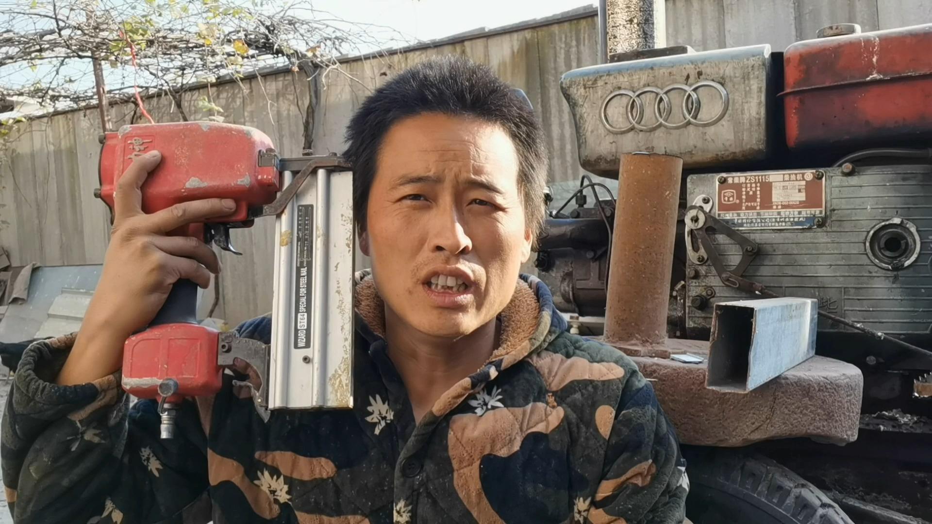 大锤都砸不烂的钢化玻璃直接用射钉枪射击结果就是这样