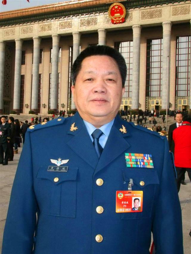 89年中校林贤顺飞回祖国险被击落大陆4架战机对峙台湾12架