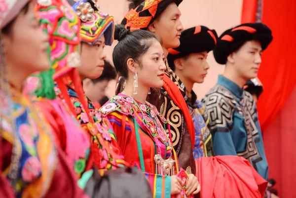 非遗节上的婚礼 | 跨越千年的羌族婚俗之美 - 知乎