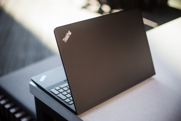 【黑匠实验室】 用事实说话， ThinkPad黑将S5详细评测 - 知乎