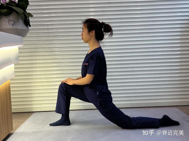 头前伸、腰前突、屁股“翘”——孩子可能骨盆前倾了！ - 知乎