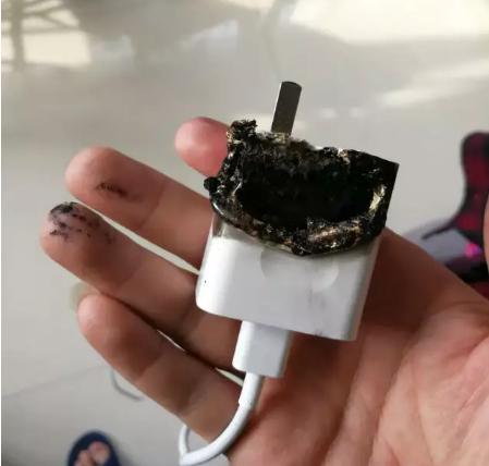 手机充电器推荐手机充电器如何选择2021年手机快充推荐苹果快充推荐