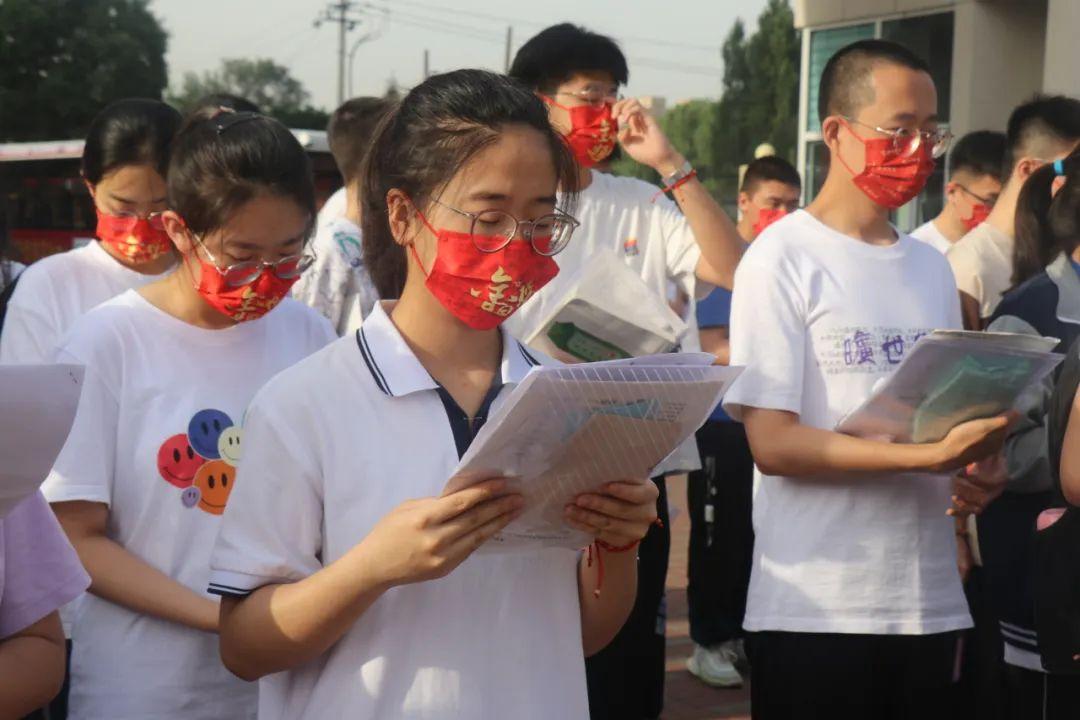 一中高考生吃早餐介休新学道金泉书院考生吃早餐北京新学道晋中书院