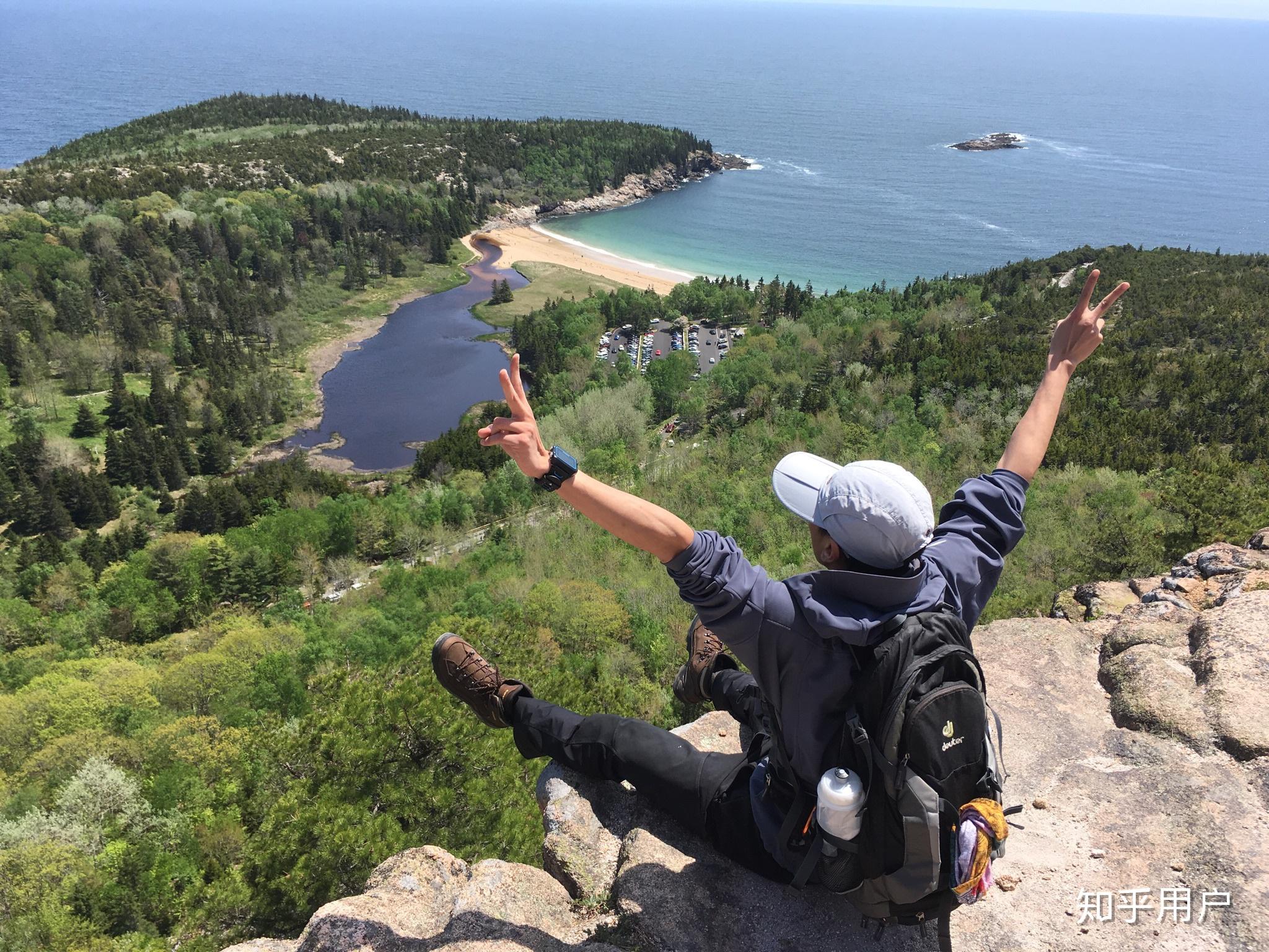 黑卡相机与微单相机的优缺点?