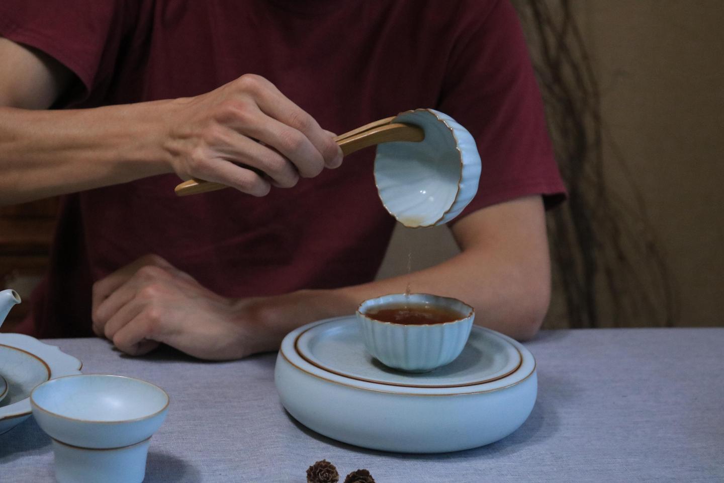 10个汝窑开片茶友常见养杯问题 - 知乎