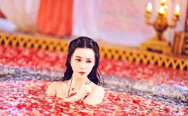 你看,每天洗澡敷面膜,比得过杨贵妃天天泡温泉的肤若凝脂吗?