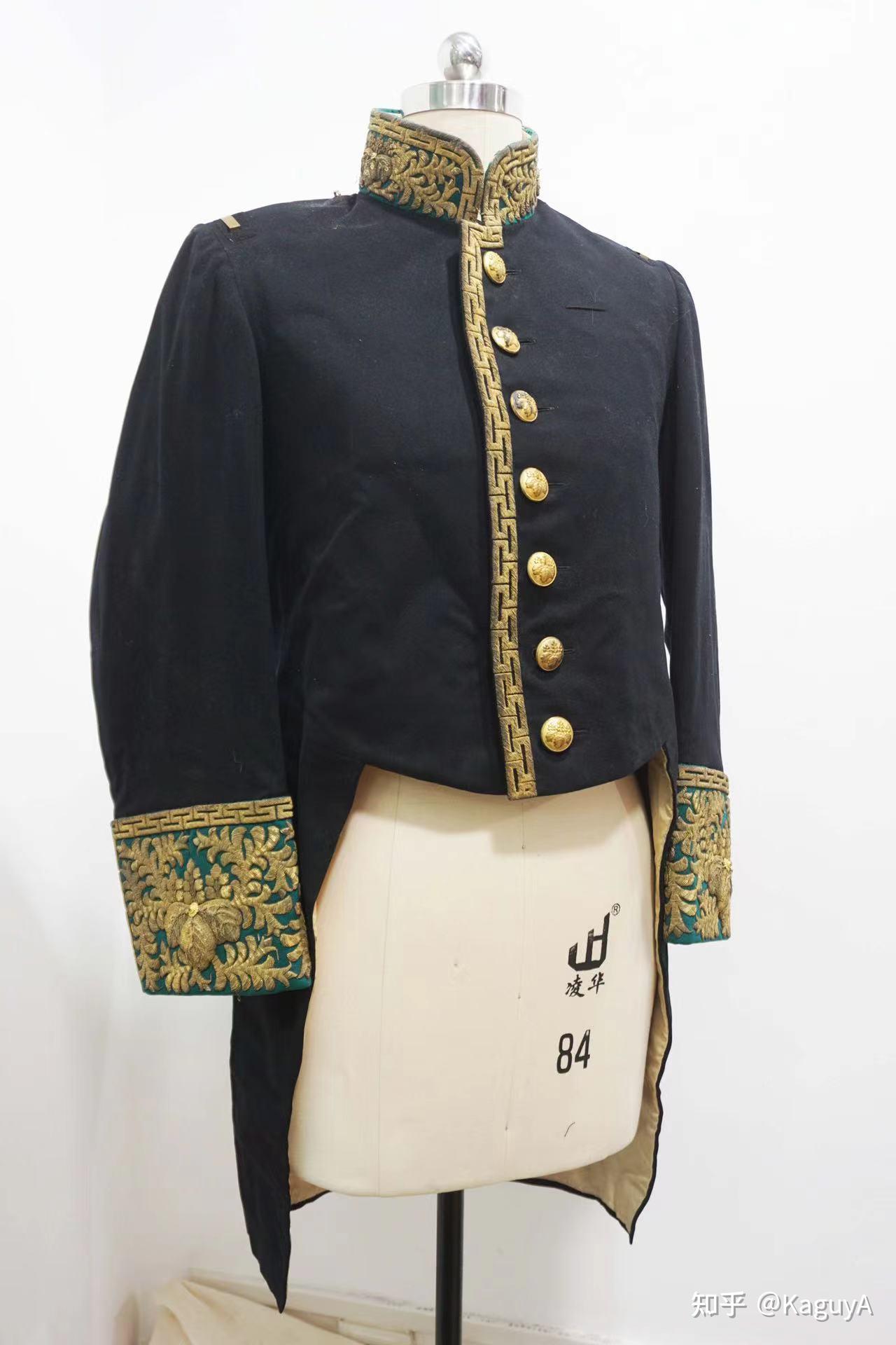 浅述日本华族制度和有爵者大礼服