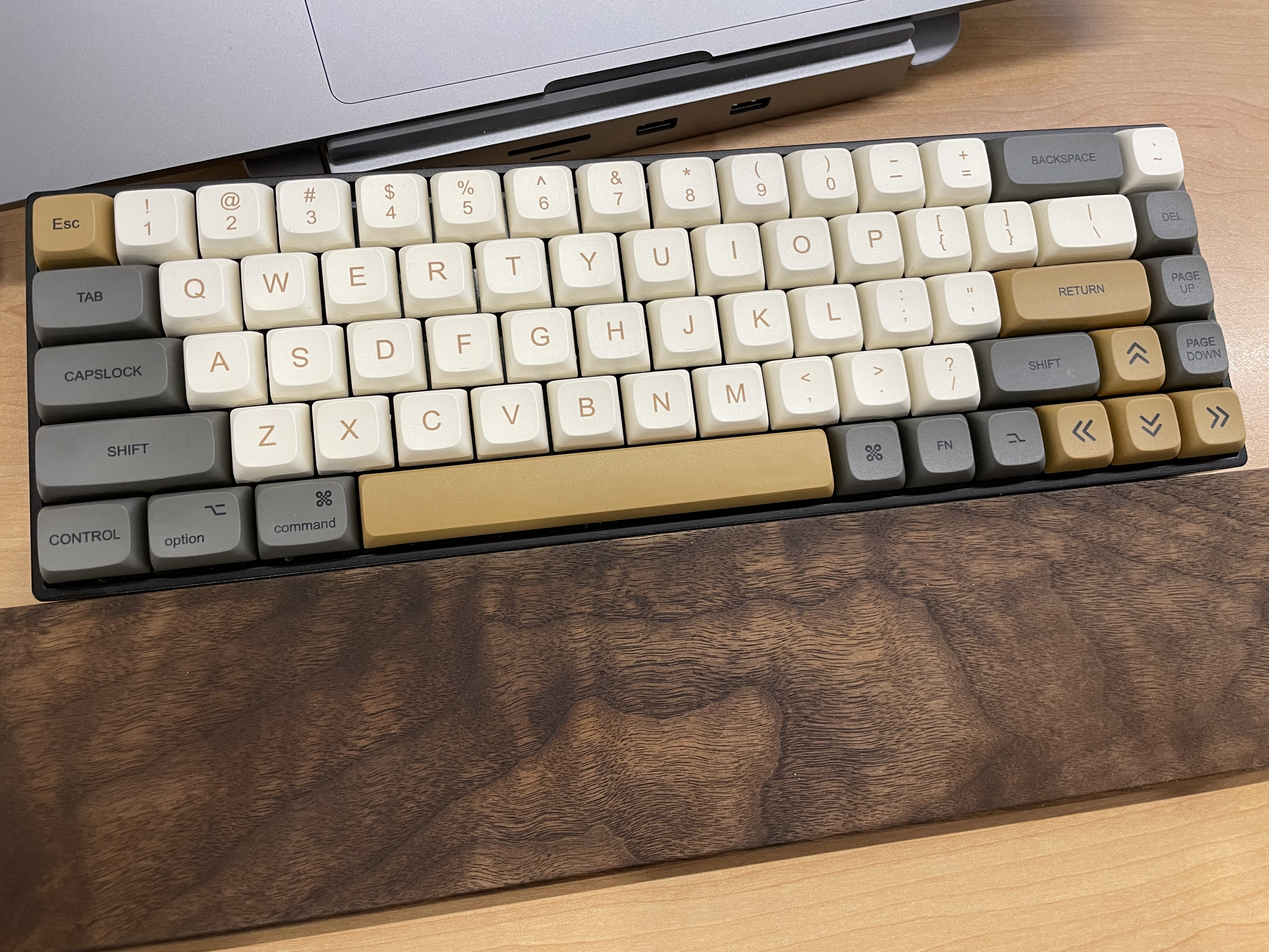 mac调整外接键盘的布局