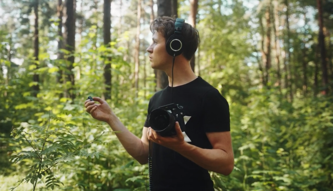 一,现场收音,记录真实