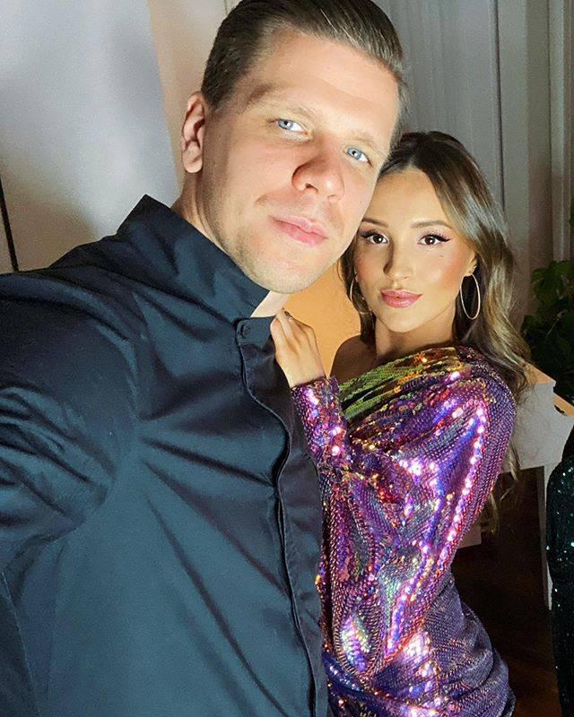 纳瓦斯↓埃弗拉↓比利亚↓维尔马伦&妻子polly↓博阿滕&格雷茨卡