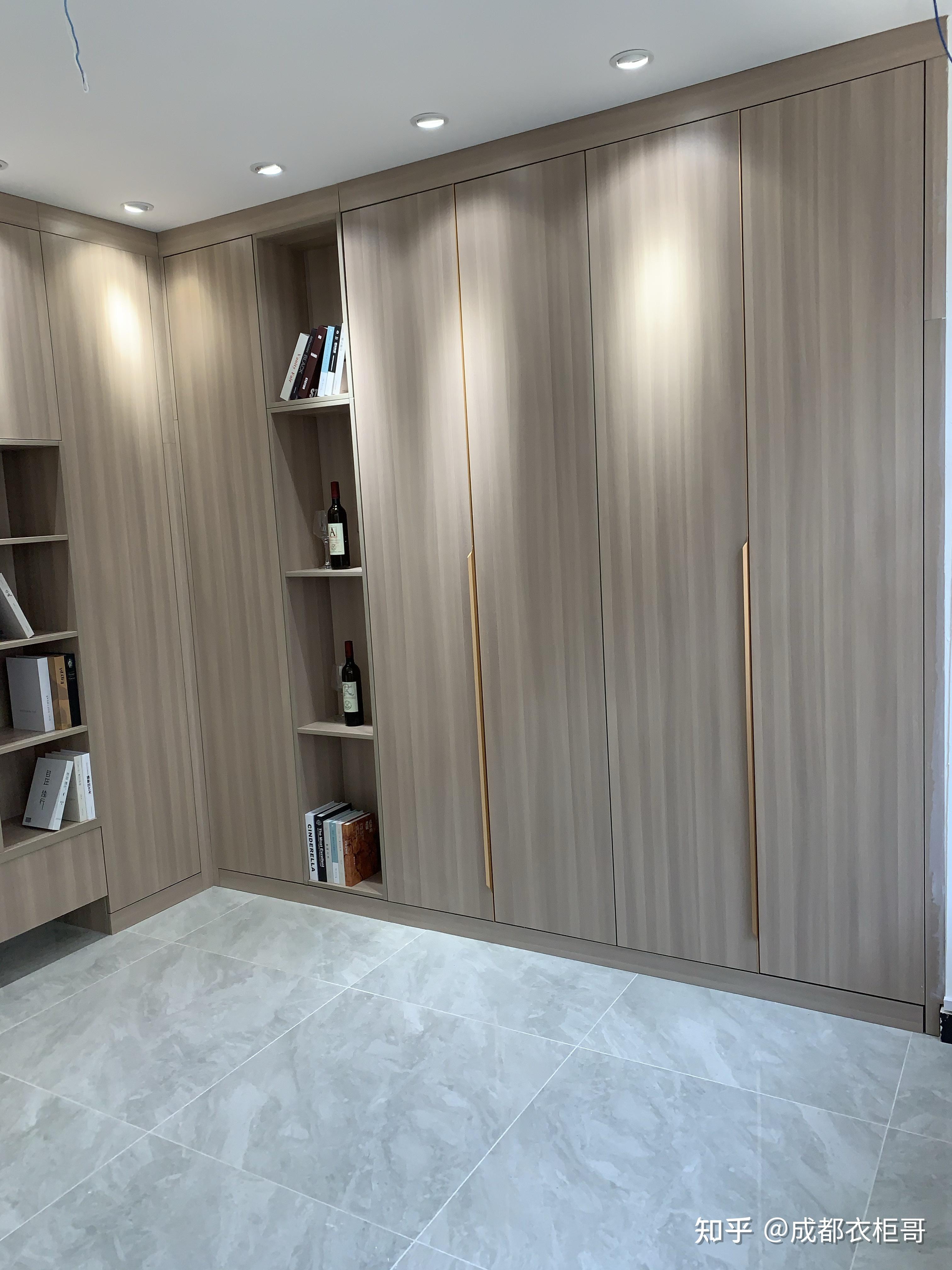 衣柜又属于定制产品,不存在处理库存之类的情况,商家怎么可能亏本卖嘛