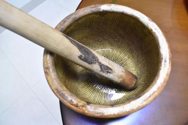 海丰美食轰隆隆的擂咸茶声几乎每天都有