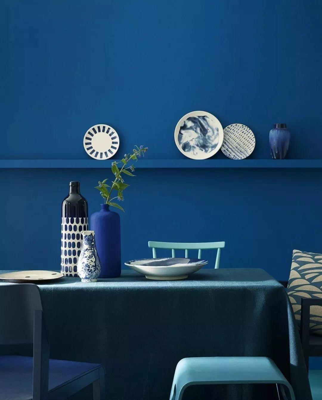 潘通经典蓝2020年潘通官方流行色可以这样组合使用