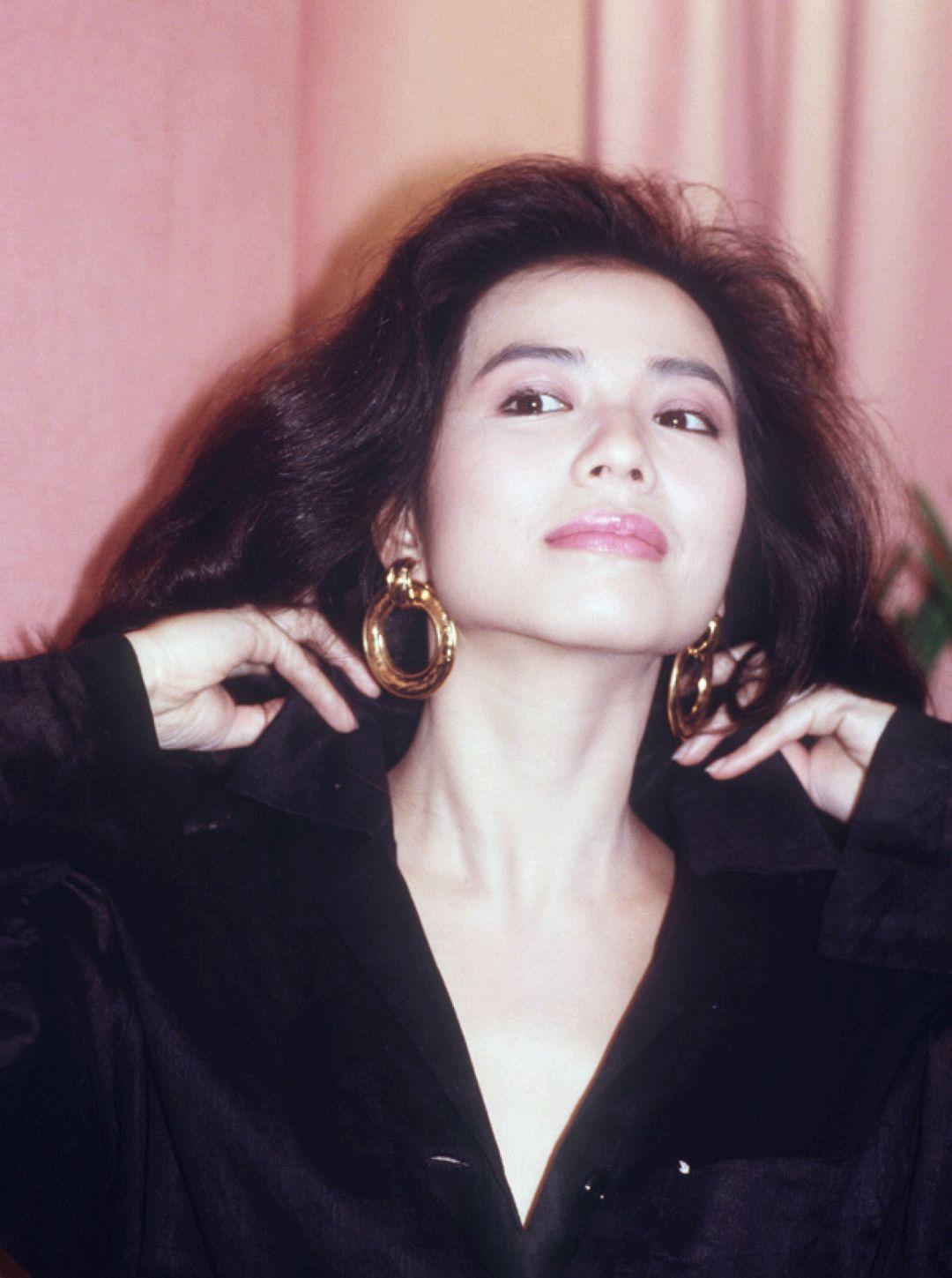 曾经惊艳的香港娱乐圈美女第一名您想到的是谁