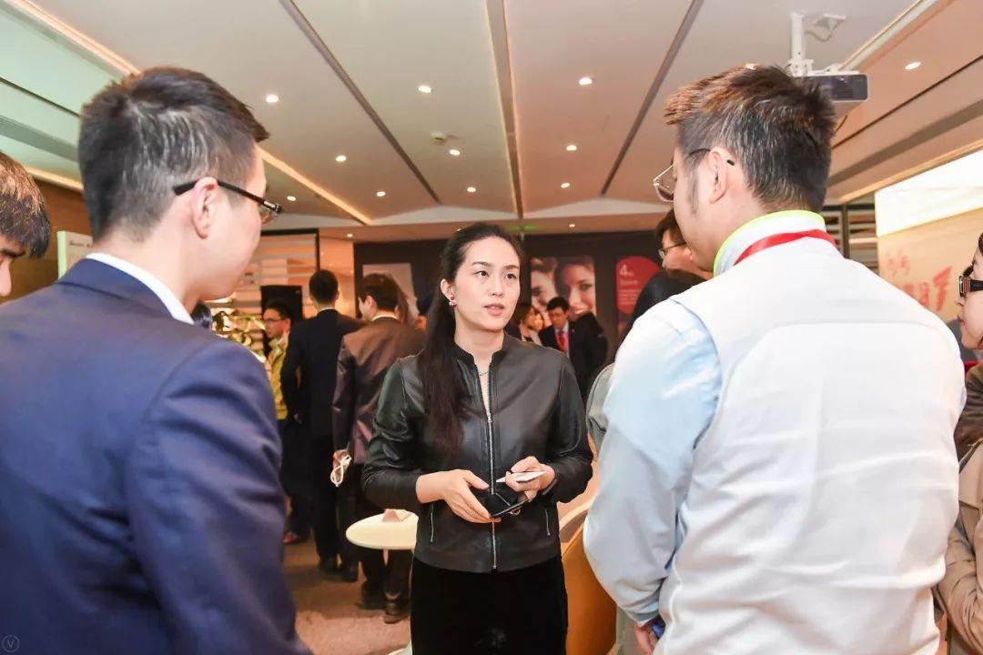 郑莹除了埋头做投资私募行业创业还要有资源