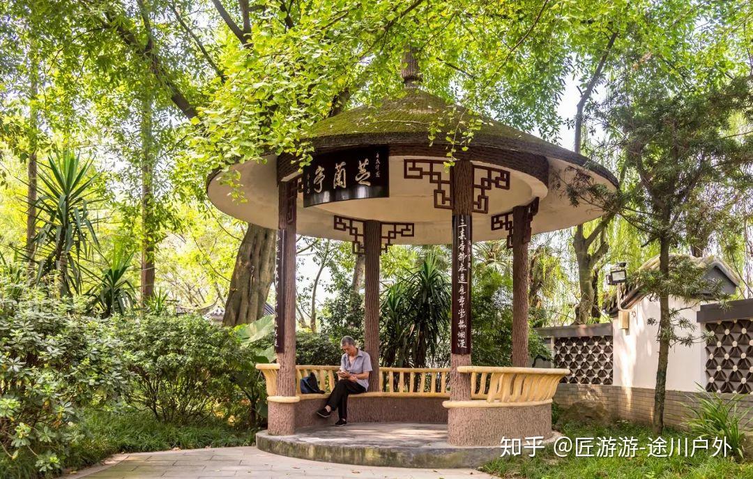 全球最美高铁线!一路连接青甘川,霸占中国95%的美景