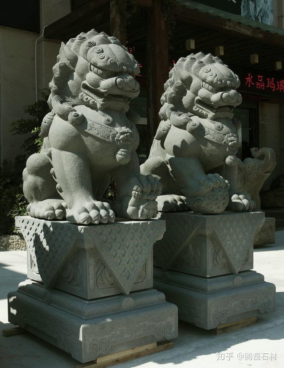 为什么政府部门门口都摆放石狮子惠安厂家雕刻石狮子