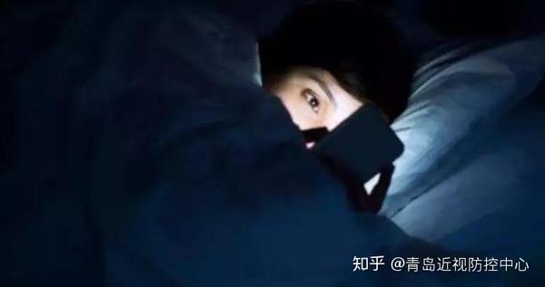一到晚上眼睛就看不清，是得了夜盲症吗？——关于夜盲症的那些事