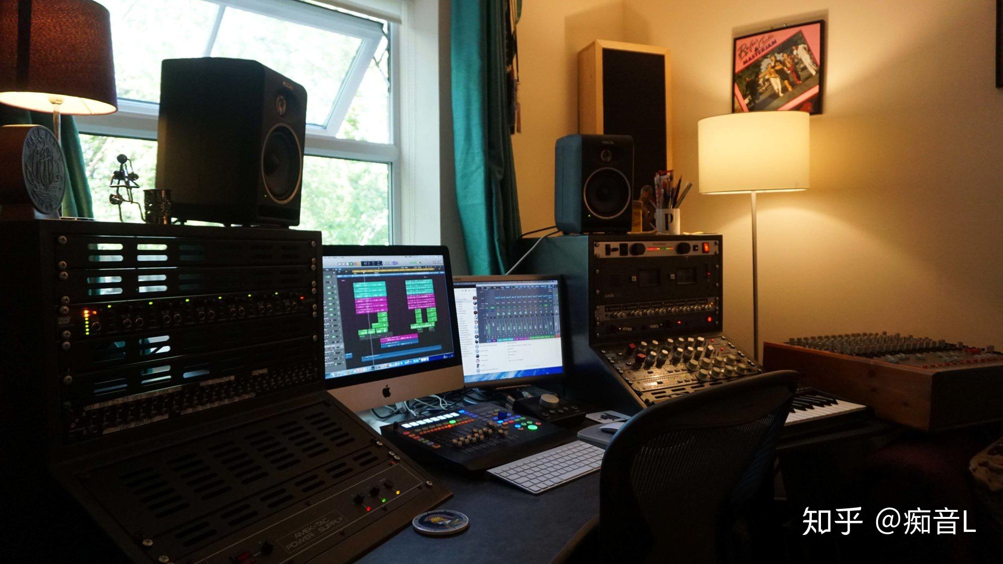 如何在家庭录音棚中录制出专业的铜管乐器声