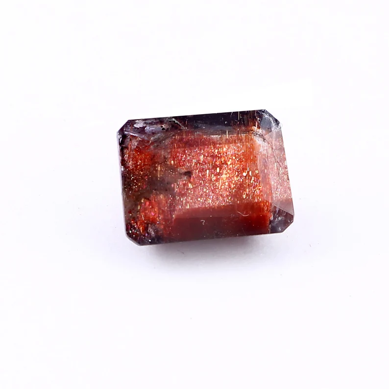 堇青石科普|名如其石,最美的蓝紫色宝石